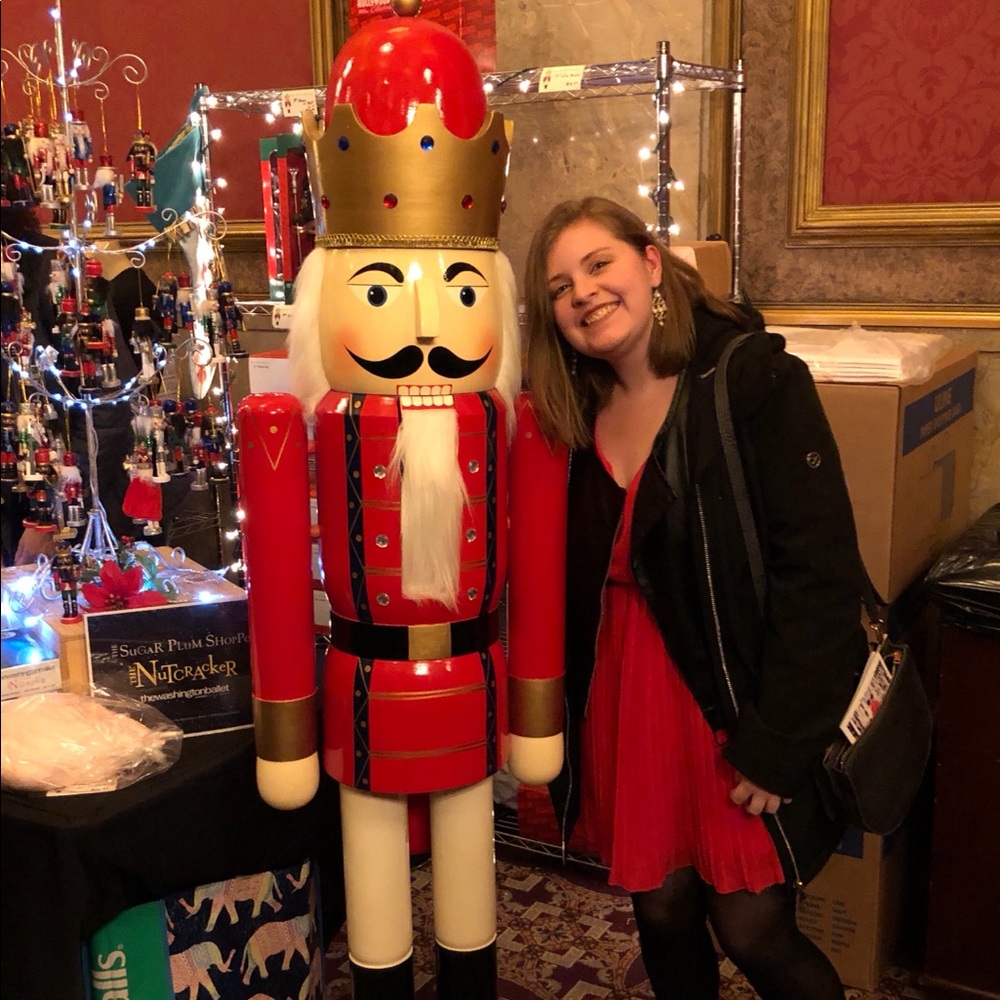 Meet your Posher, Alexis